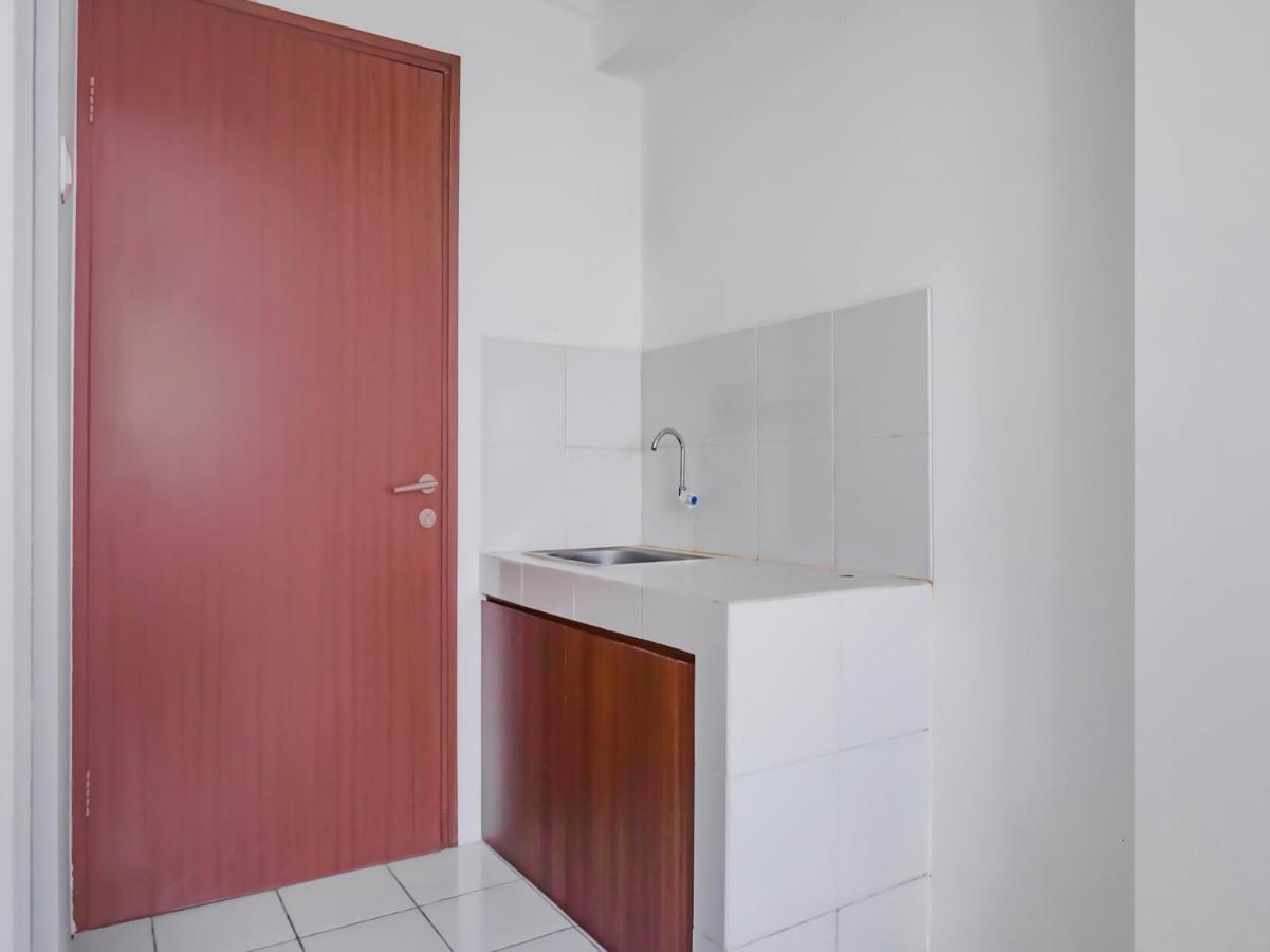 Vaccinated Staff - OYO 90241 Gunung Putri Square Apartment Bogor Exterior foto